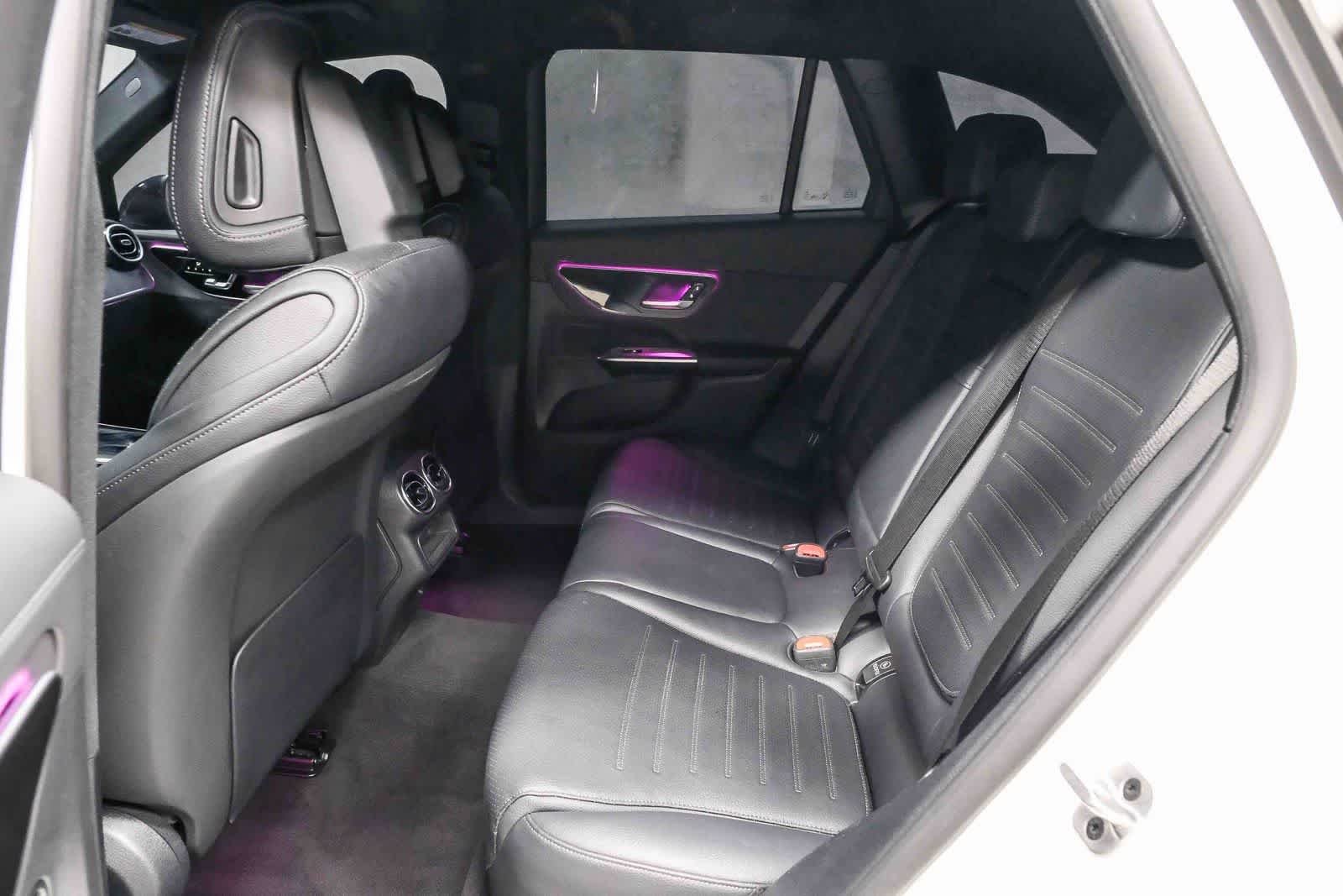 Used 2025 Polar White Mercedes-Benz GLC 350e image 23