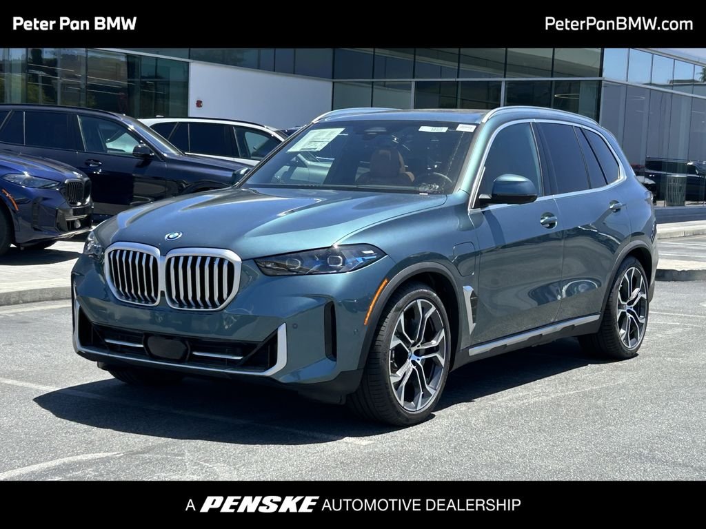 2026 BMW X5 xDrive50e's photo