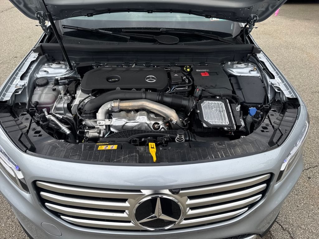 New 2026 Cirrus Silver Metallic Mercedes-Benz GLB 250 image 24