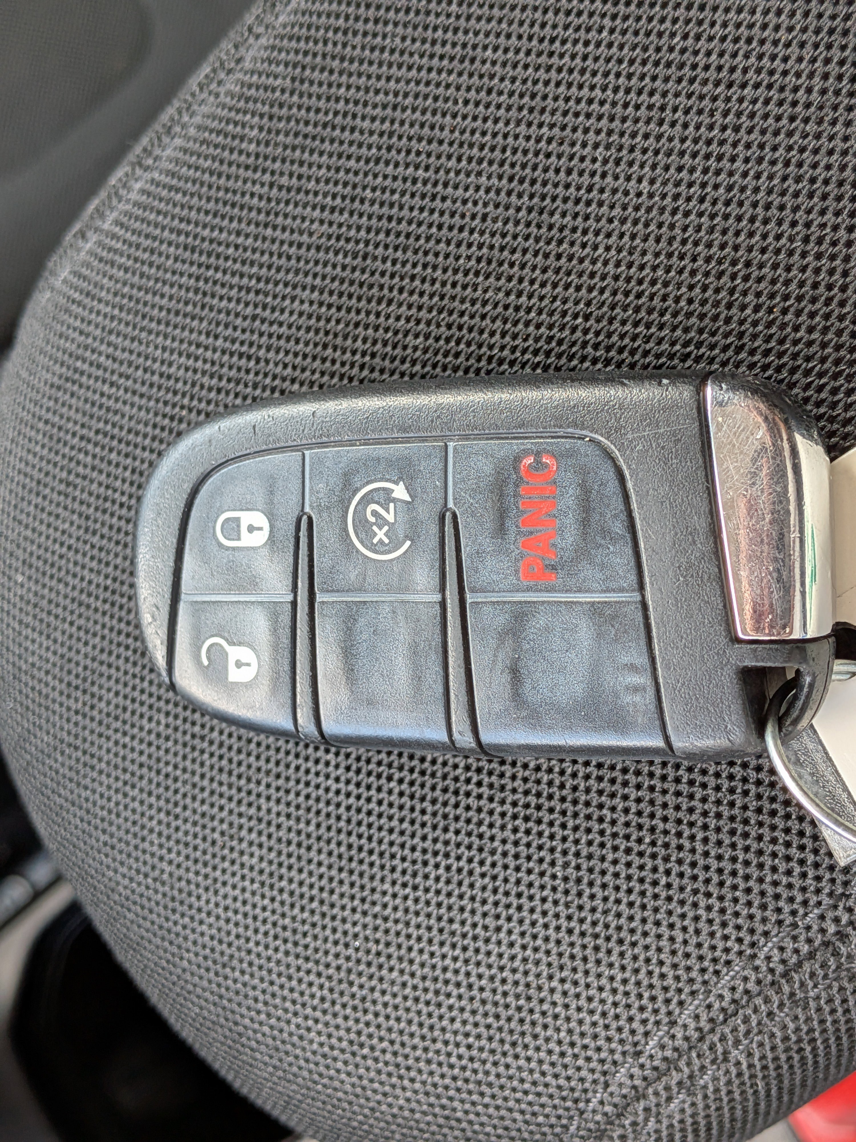 Used 2018 Anvil Jeep Latitude image 30