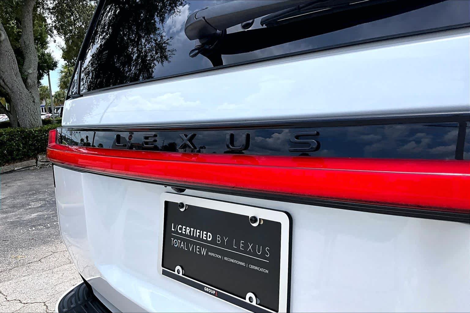 Used 2024 Eminent White Pearl Lexus Luxury image 31