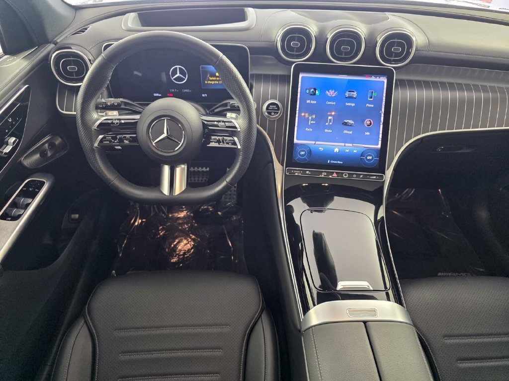 Used 2024 Silver Mercedes-Benz GLC 300 image 13