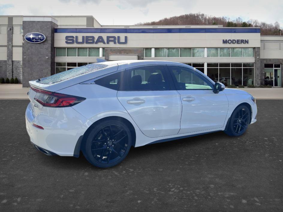 Used 2022 Platinum White Pearl Honda Sport Touring image 5