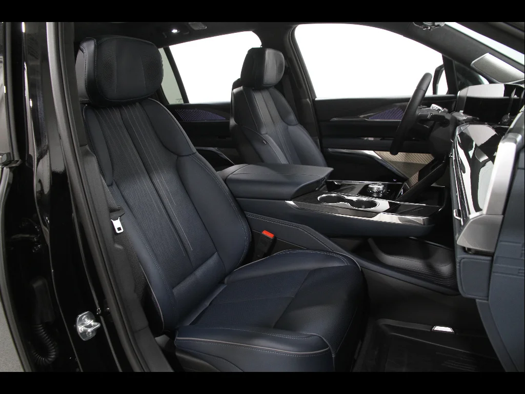 2026 Cadillac Escalade IQ Premium Luxury - Photo 20