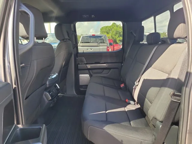 Used 2022 Gray Ford XLT image 14
