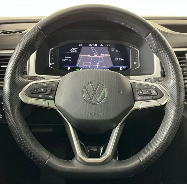 Used 2022 Platinum Gray Metallic Volkswagen 3.6L V6 SEL Premium R-Line image 10