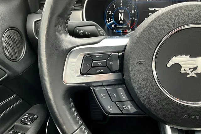 2022 Ford Mustang GT Premium - Photo 10