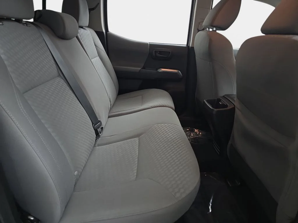 Used 2023 White Toyota SR5 image 13