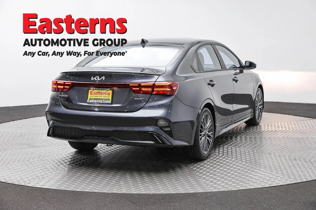 Used 2023 Gray Kia GT-Line image 5