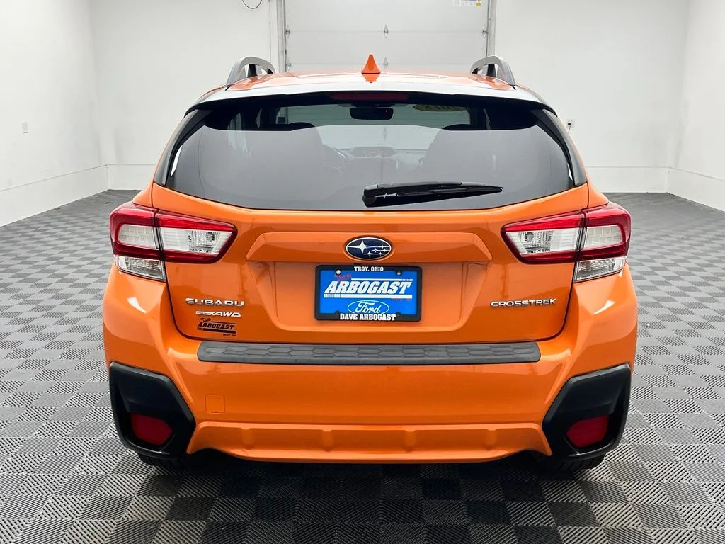 Used 2018 Orange Subaru 2.0i Limited image 9