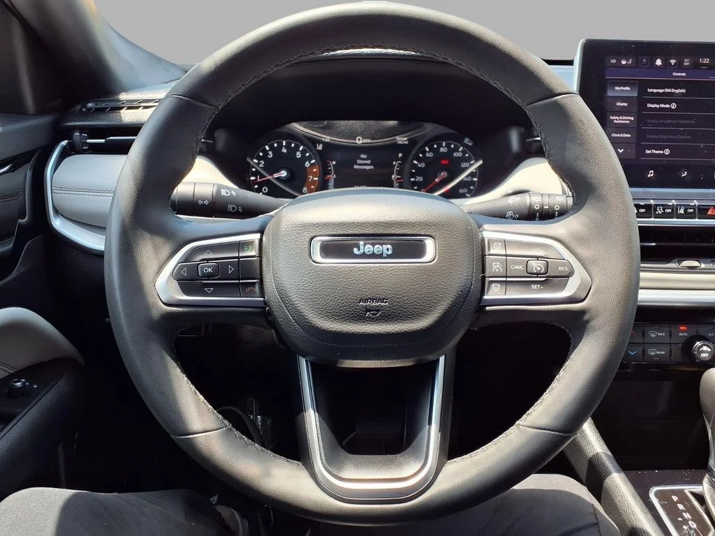 2025 Jeep Compass Limited - Photo 15