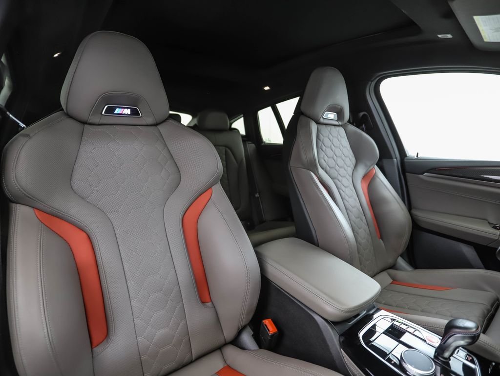 Used 2024 Dark Graphite BMW Base image 32