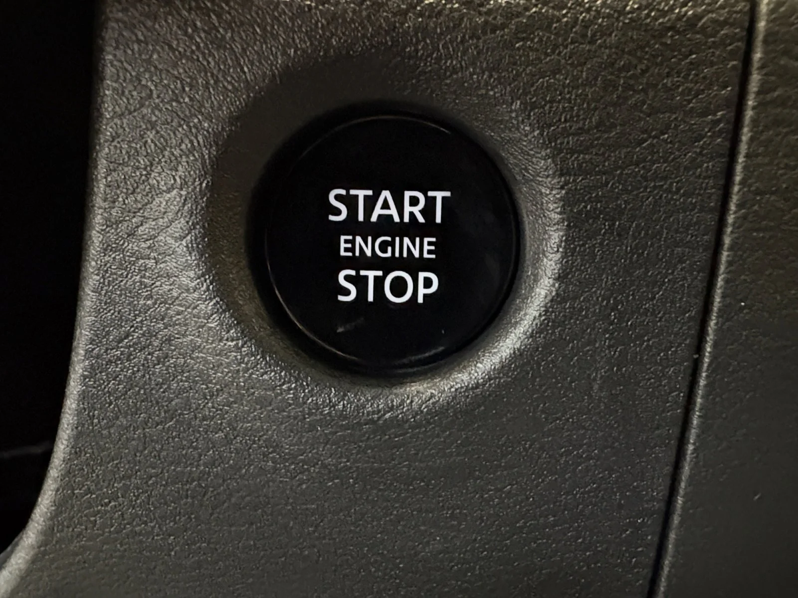 2026 Nissan Frontier SV - Photo 32