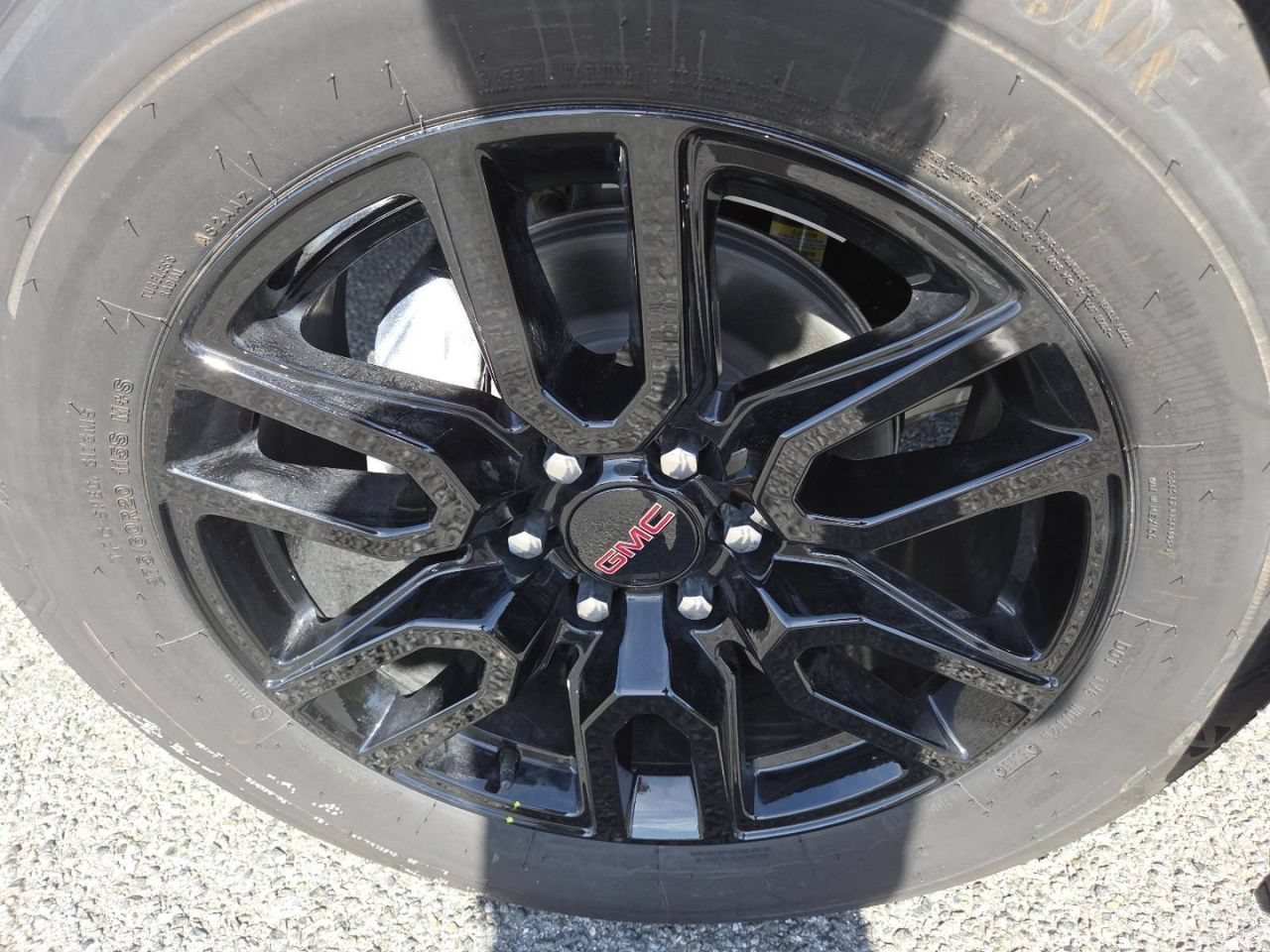 New 2026 Summit White GMC Elevation image 13