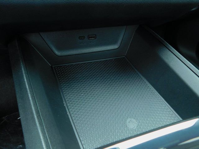 2025 Chevrolet Equinox RS - Photo 28