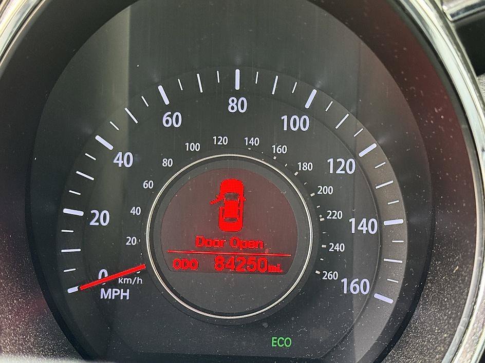 Used 2011 Bright Silver Kia EX image 21
