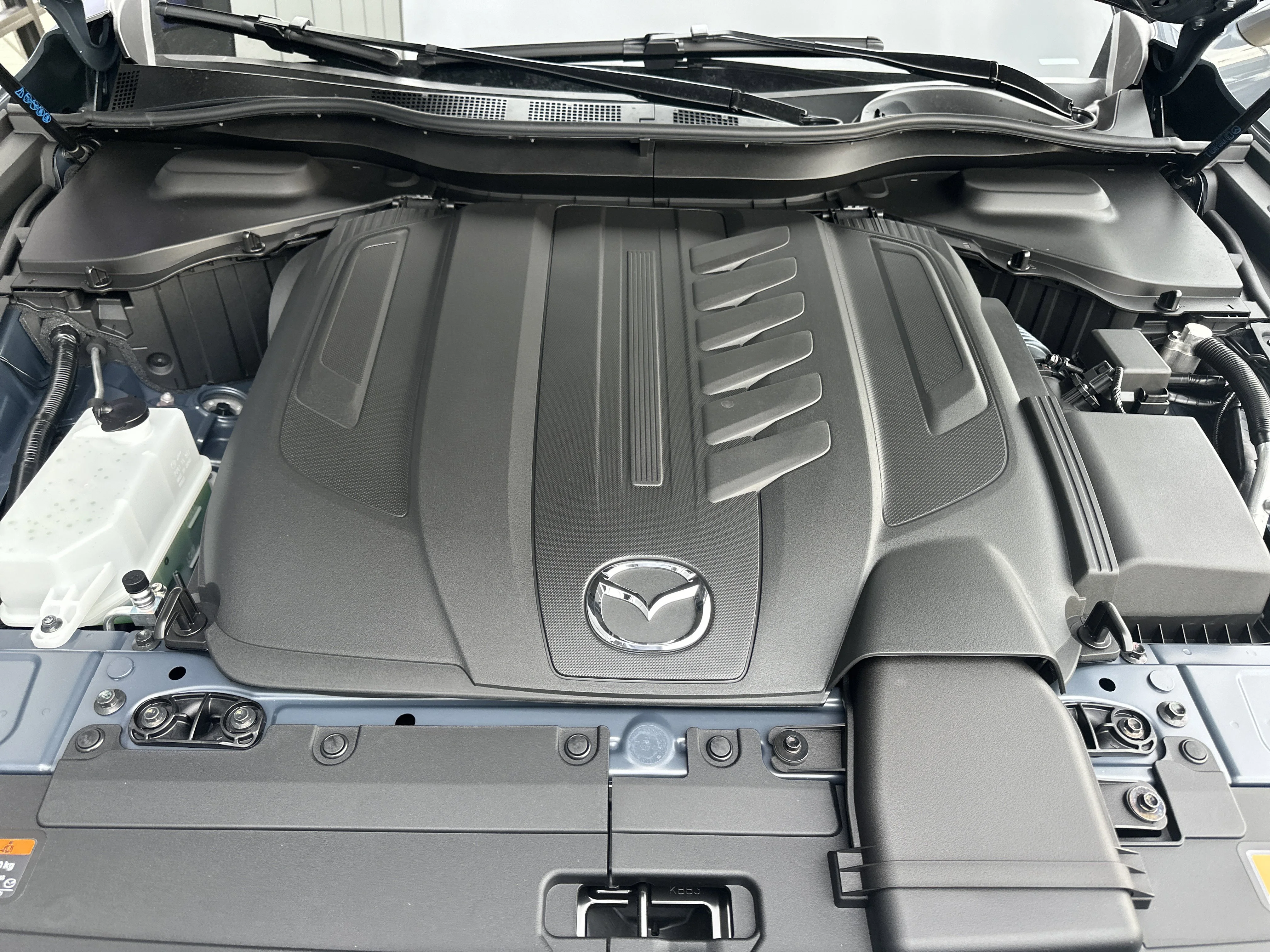 2026 Mazda CX-90 Premium Package - Photo 32