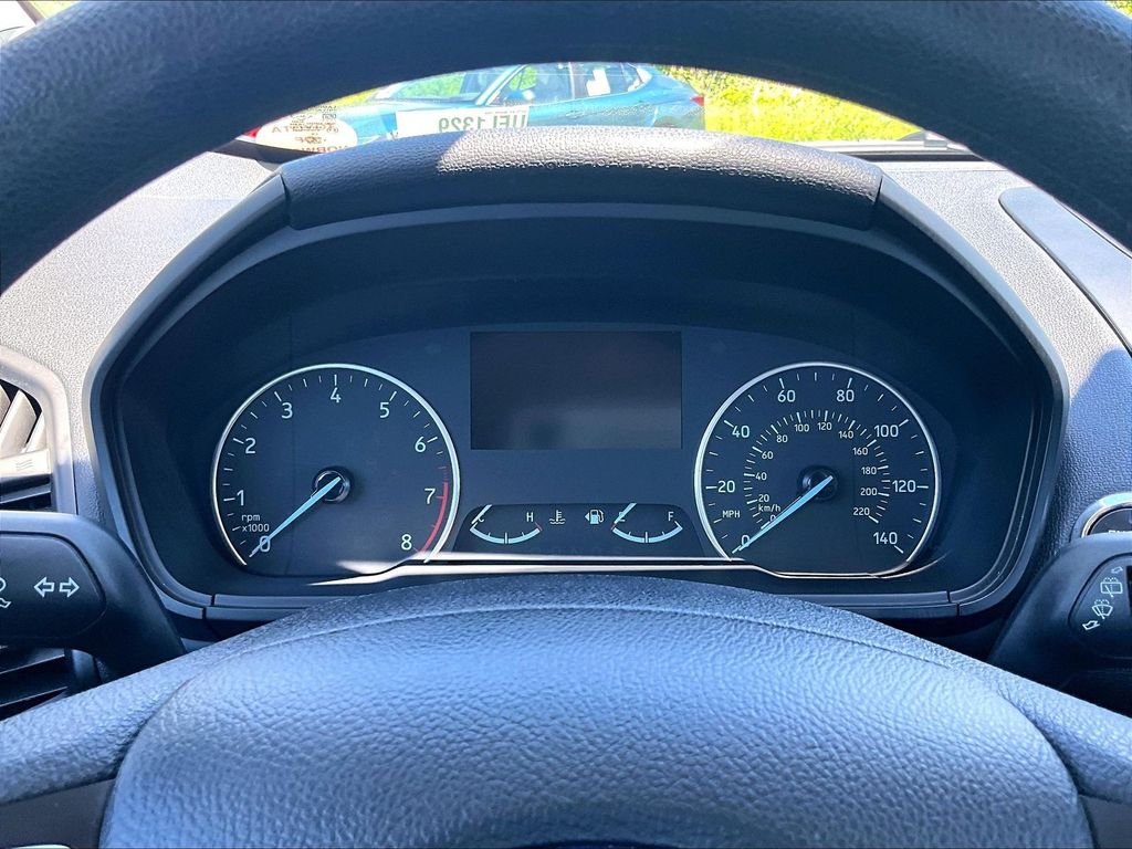Used 2022 Silver Ford SE image 24