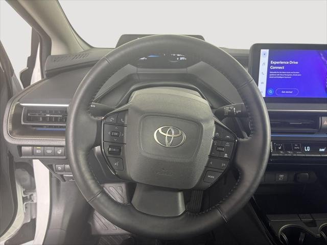 Certified Used 2024 WIND CHILL PEARL Toyota  image 7