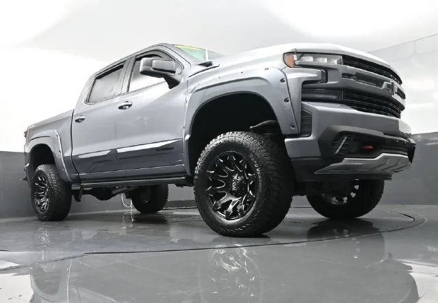 Used 2022 Gray Chevrolet RST image 38