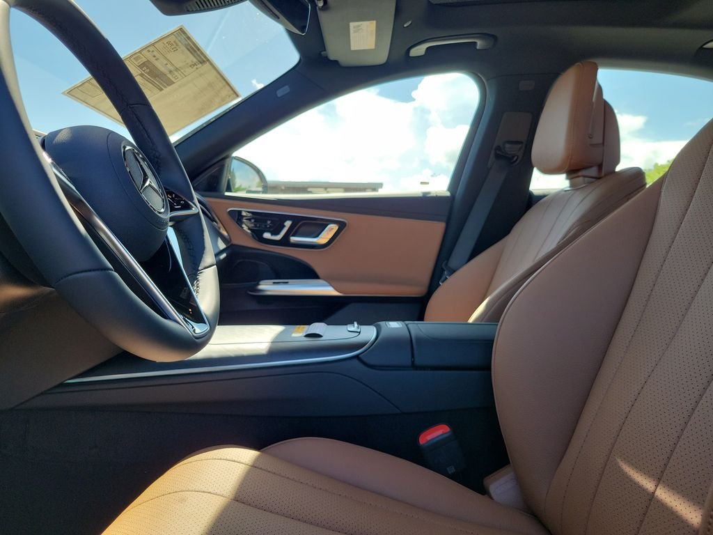 New 2027 MANUFAKTUR Alpine Grey Mercedes-Benz E 450 image 20