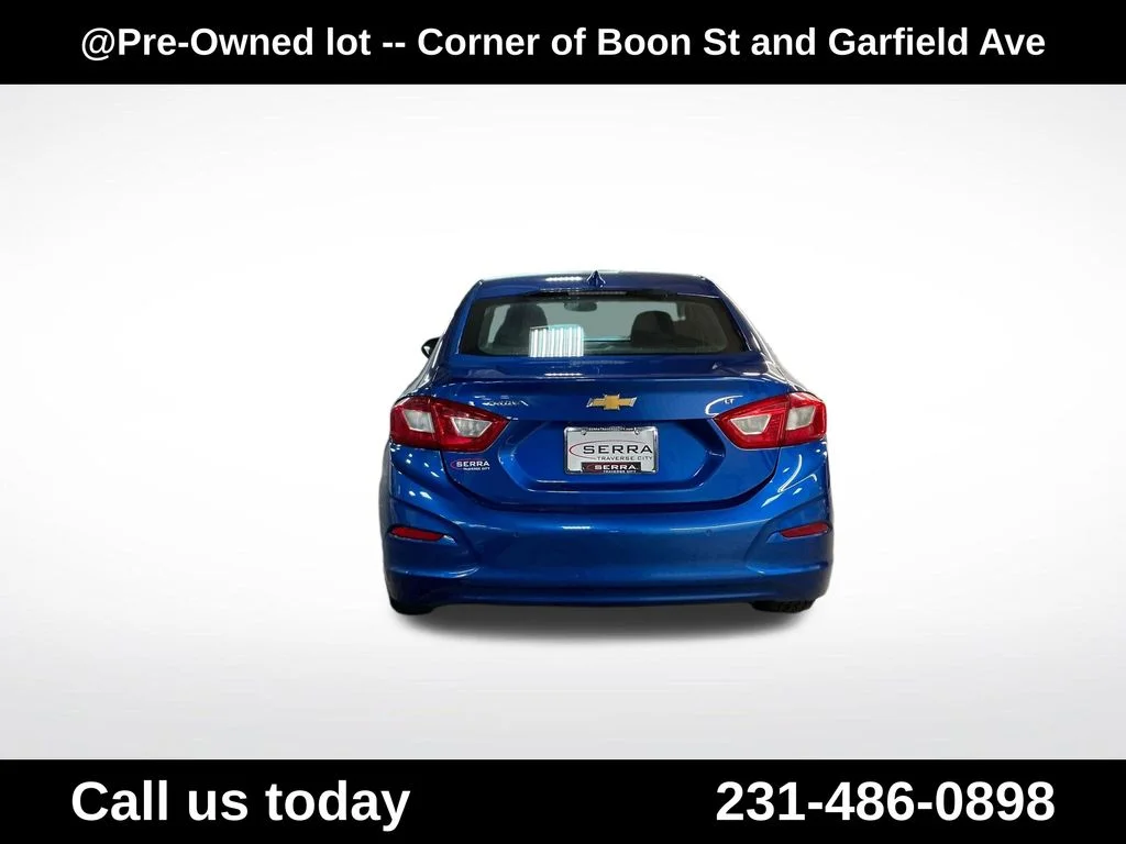 Used 2017 Blue Chevrolet LT image 4