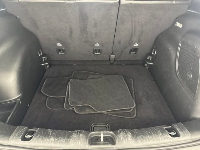 Used 2022 Silver Jeep Limited image 25