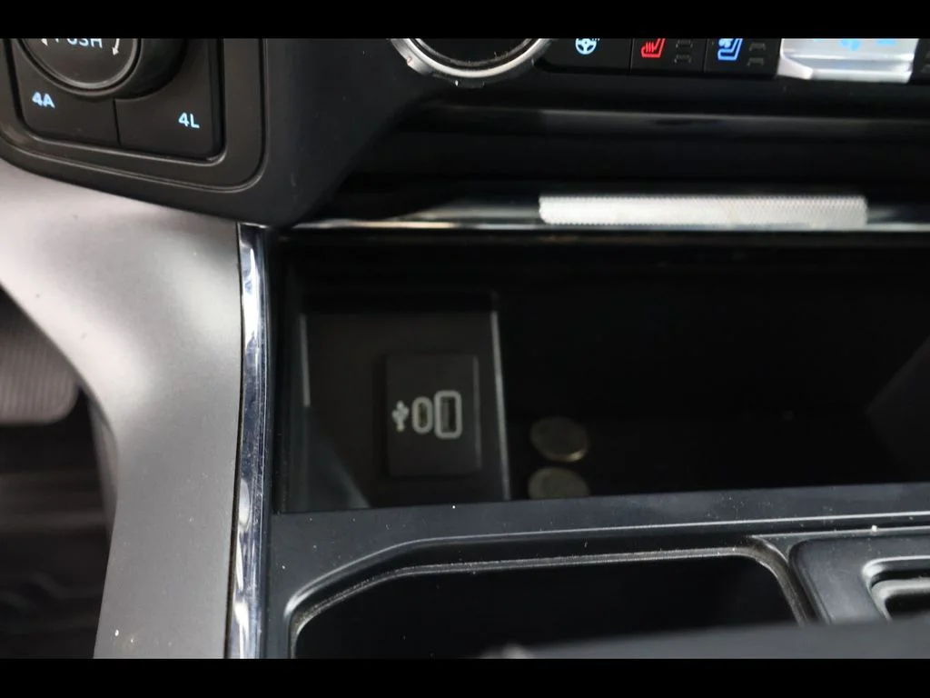 Used 2025 Gray Ford Lariat image 16