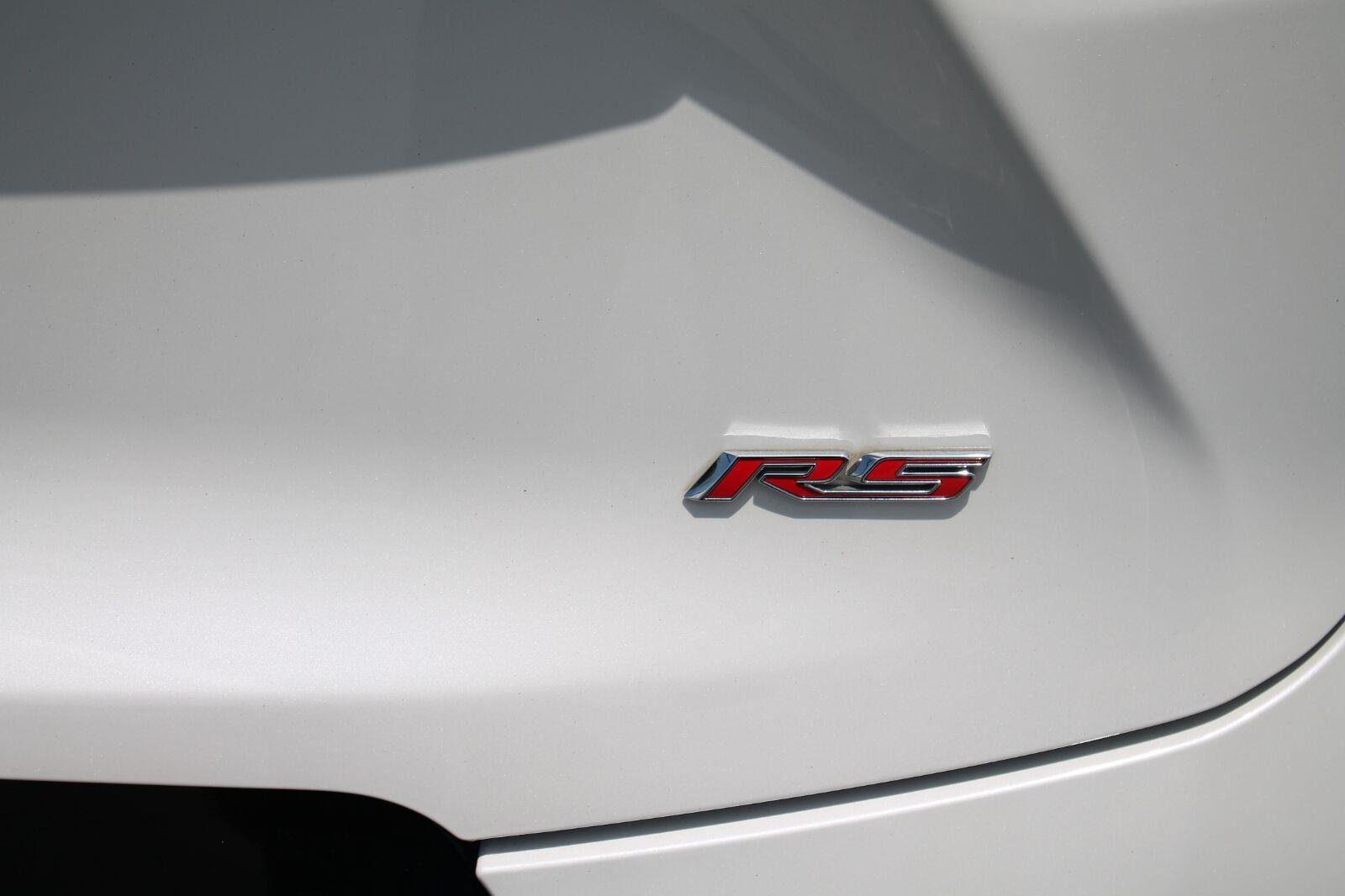 Used 2025 Iridescent Pearl Tricoat Chevrolet RS image 35