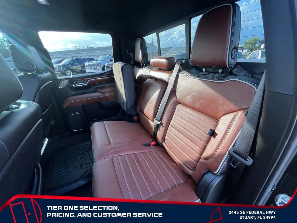 Used 2024 Onyx Black GMC Denali Ultimate image 31