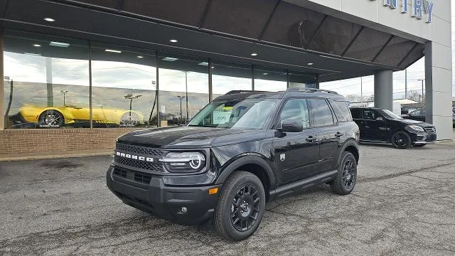 New 2025 Shadow Black Ford Big Bend 4WD image 17