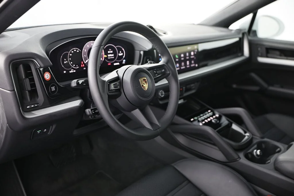 Used 2024 White Porsche  image 4