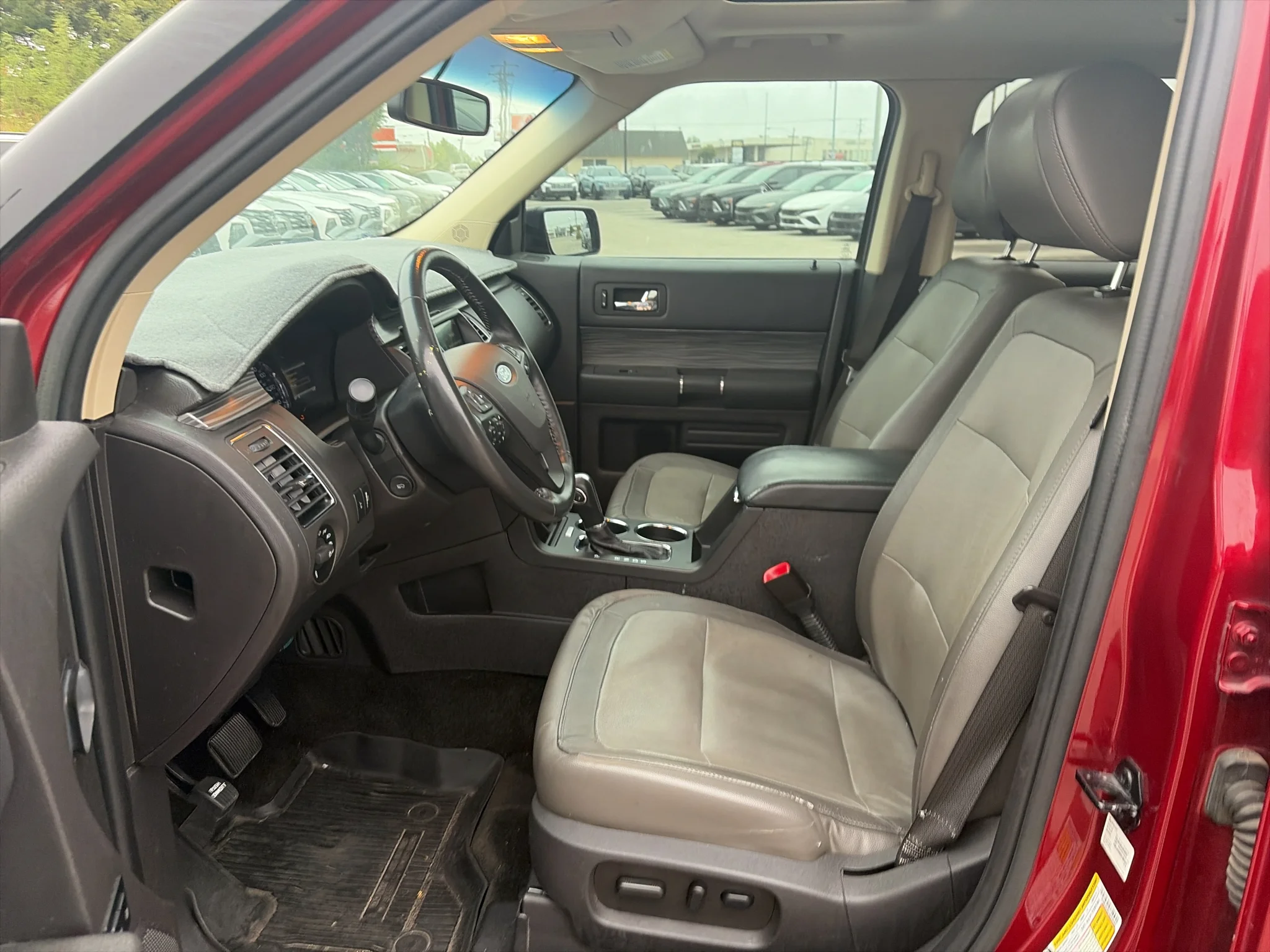 Used 2018 Ruby Red Metallic Tinted Clearcoat Ford SEL image 10