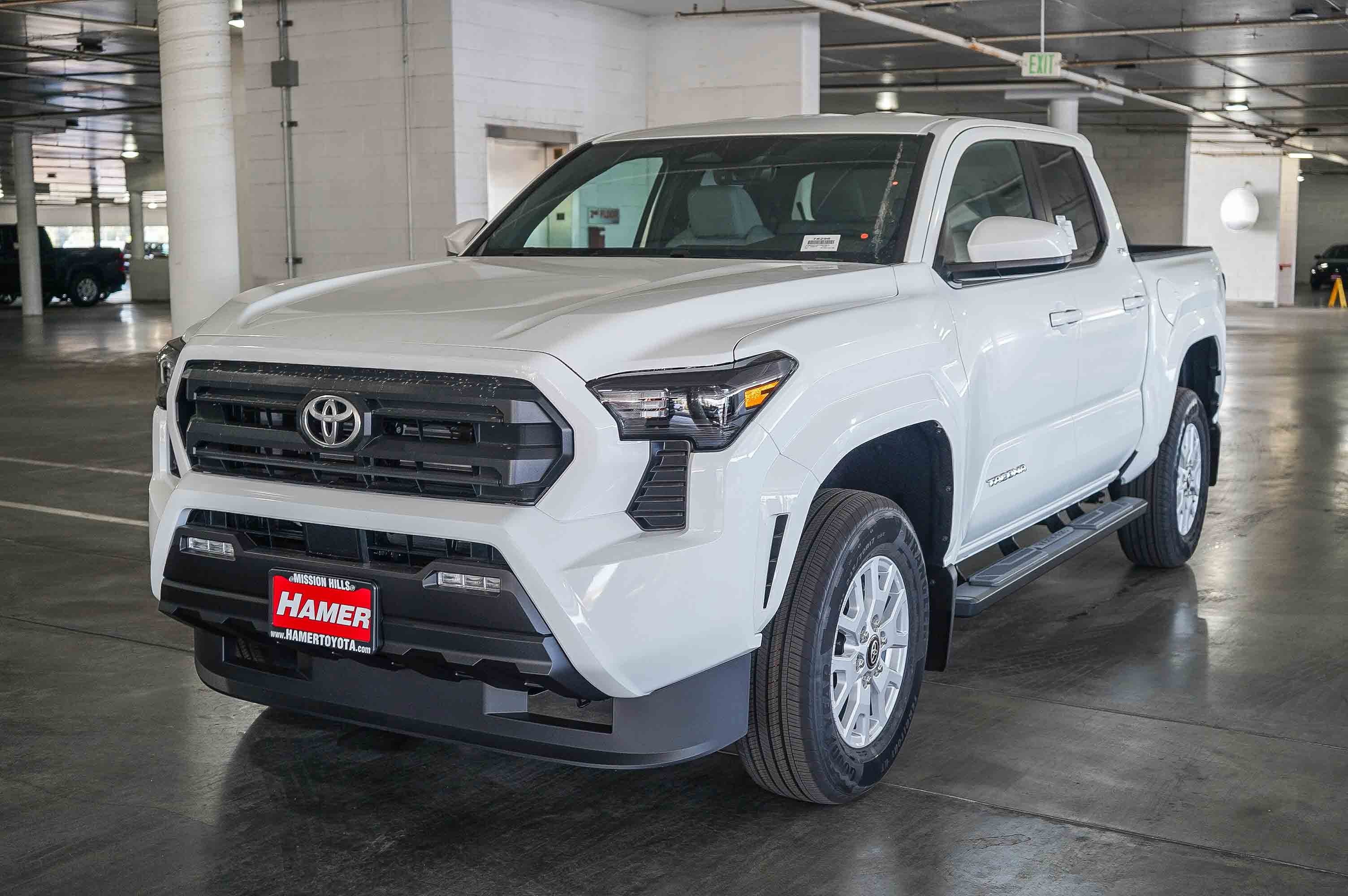 New 2026 Ice Cap Toyota  SR5 image 3