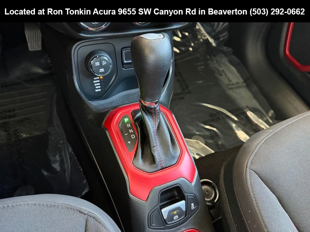 Used 2016 Black Jeep Trailhawk image 26