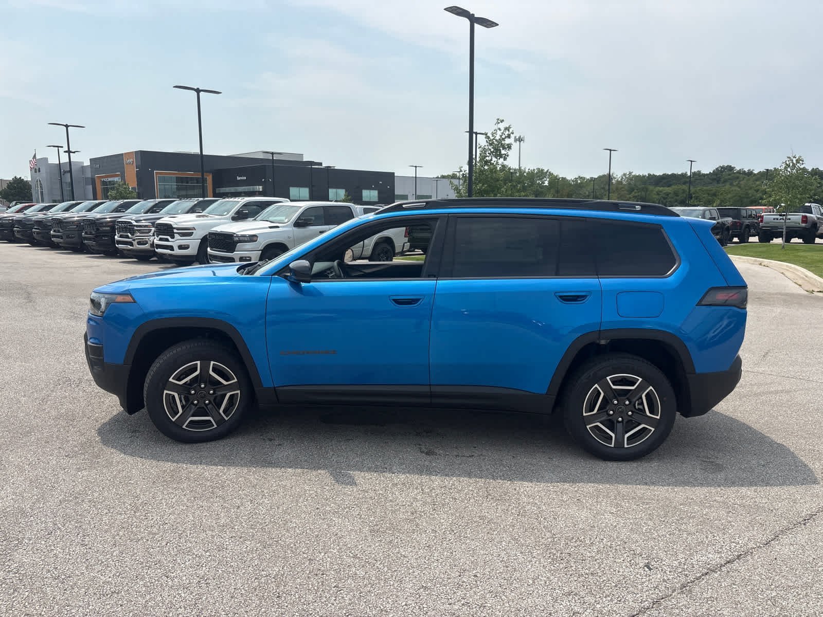 New 2026 Hydro Blue Pearlcoat Jeep Limited image 6