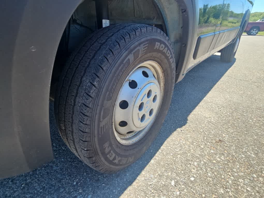 Used 2019 Patriot Blue Pearl Coat Ram  image 11