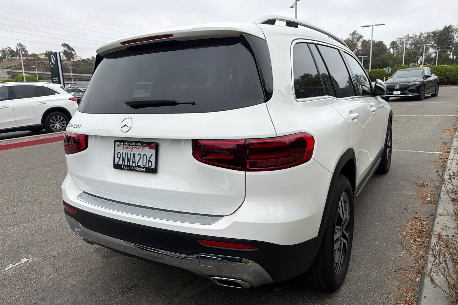 Used 2026 White Mercedes-Benz GLB 250 image 6