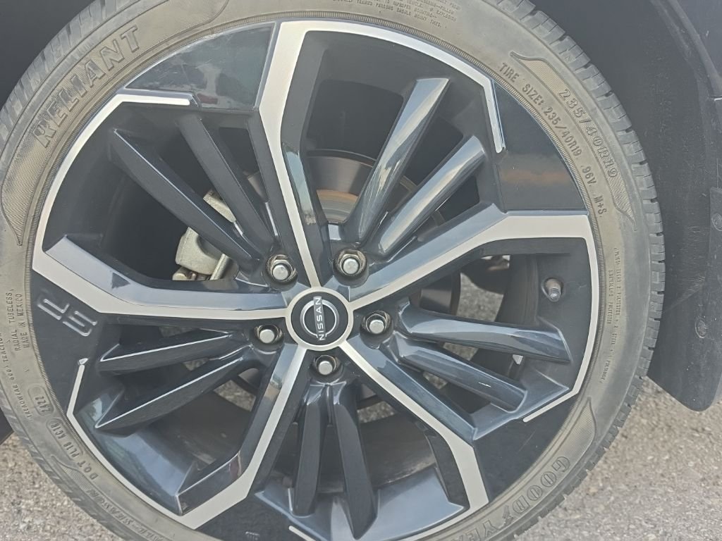 Used 2023 Black Nissan 2.5 SR image 24