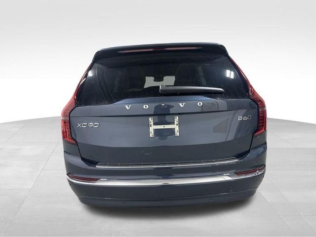 New 2026 Blue Volvo B6 Plus 7-Seater image 7