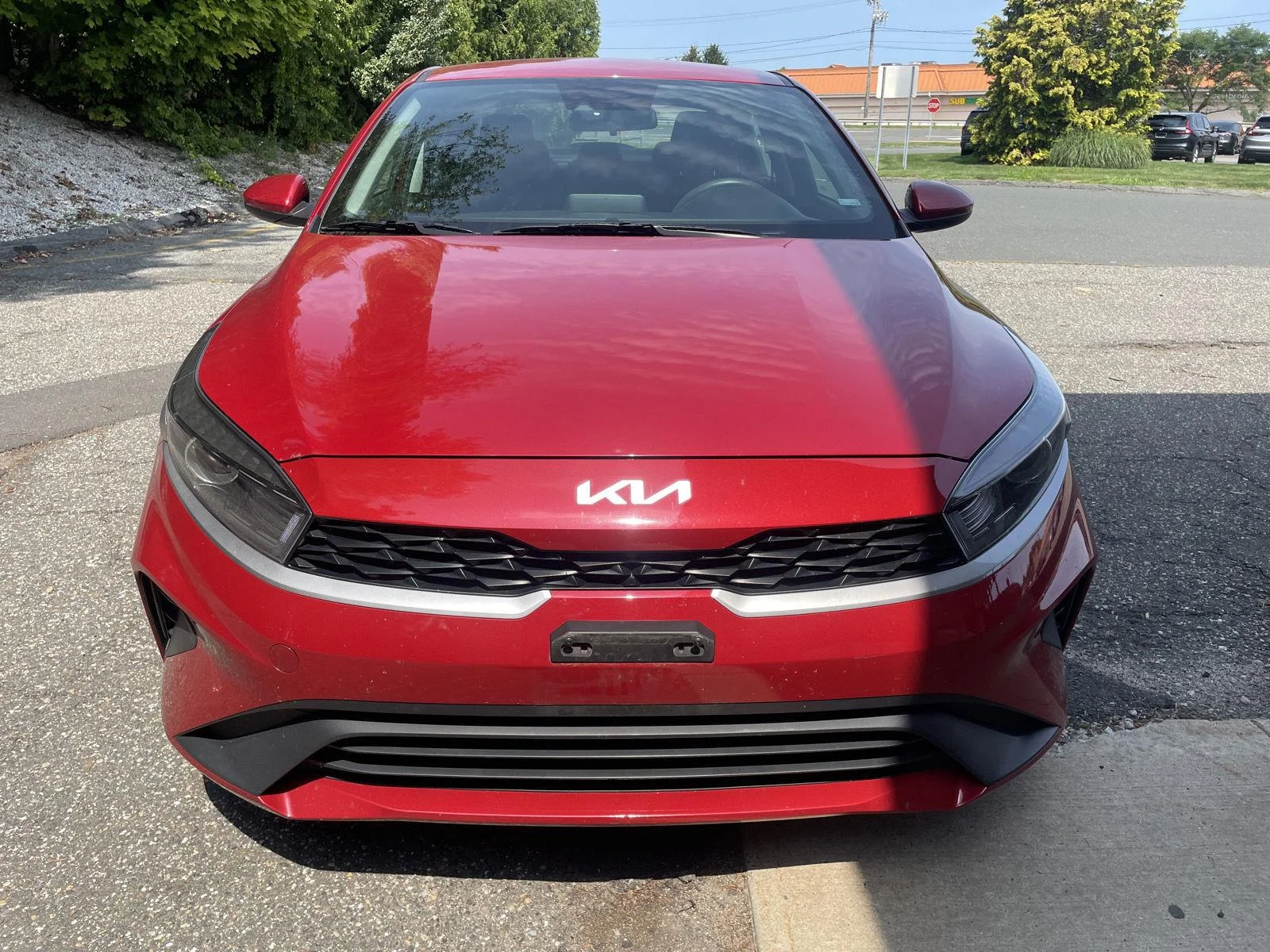 Used 2023 Currant Red Kia LXS image 2