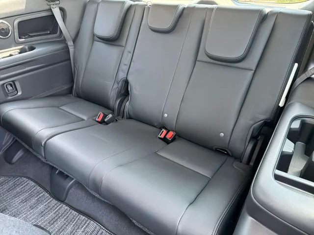 New 2026 ICE SILVER METALLIC Subaru Touring 7-Passenger image 21