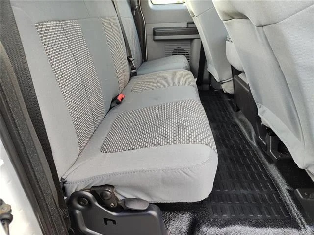 Used 2015 White Oxford White Ford 4WD SUPERCAB 158  XL image 27