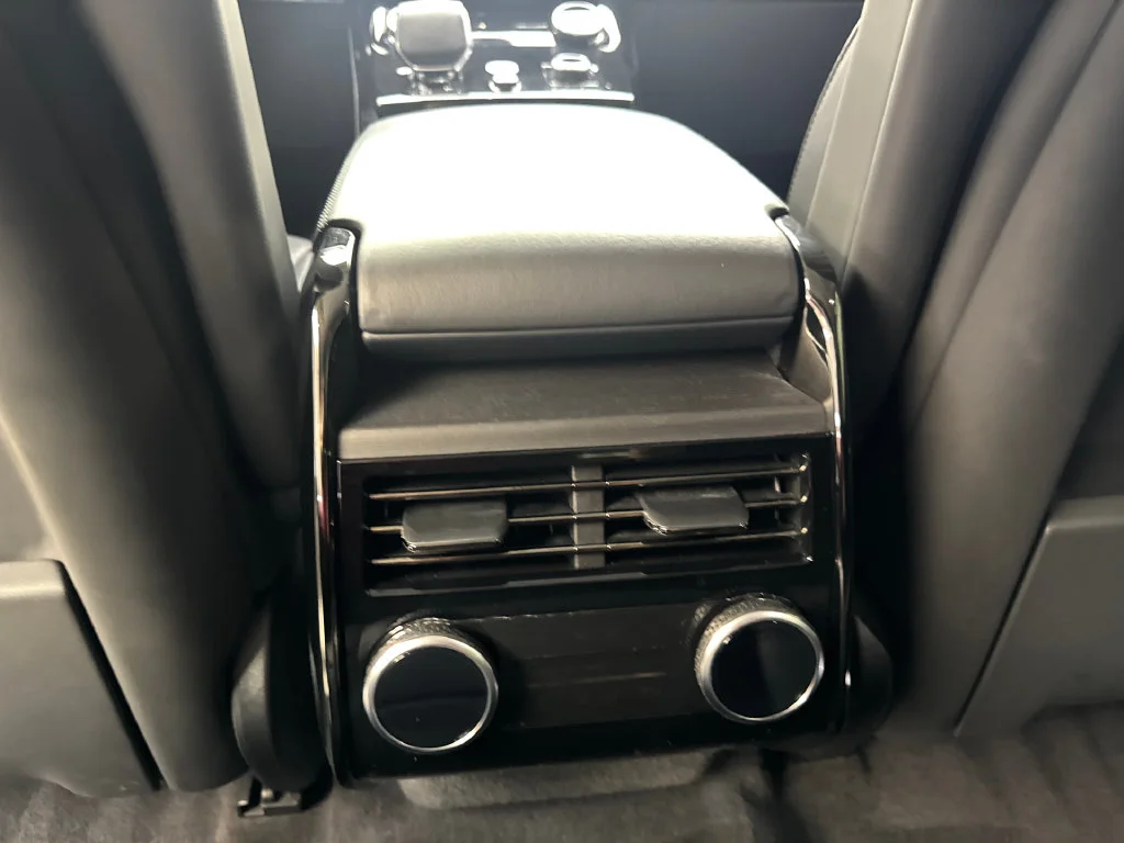 Used 2023 Black Land Rover SE image 69