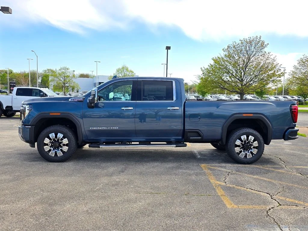 2026 GMC Sierra 2500HD Denali - Photo 6