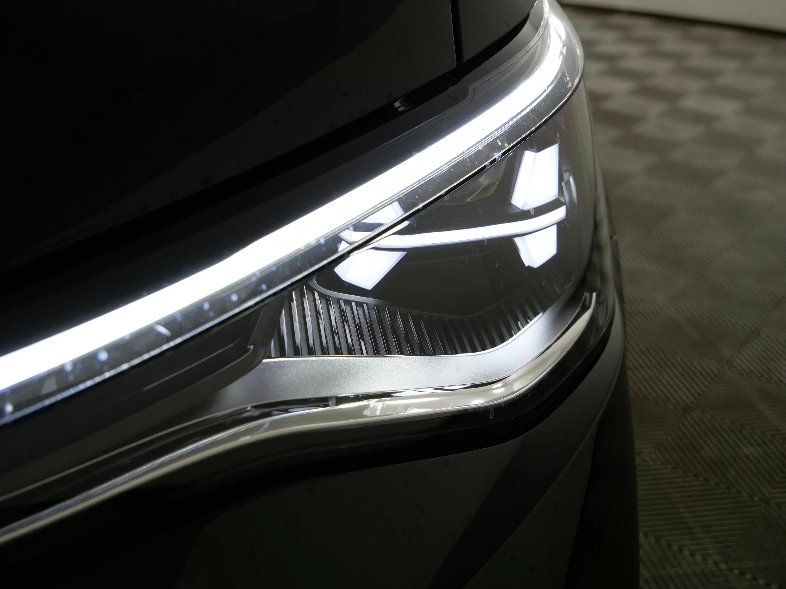 New 2026 Deep Black Pearl Volkswagen SE Black image 16