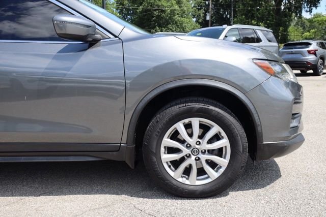 Used 2017 Gray Nissan SV image 14