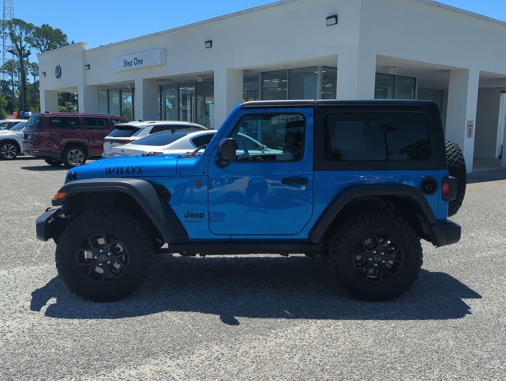 Used 2025 Blue Jeep Willys image 4