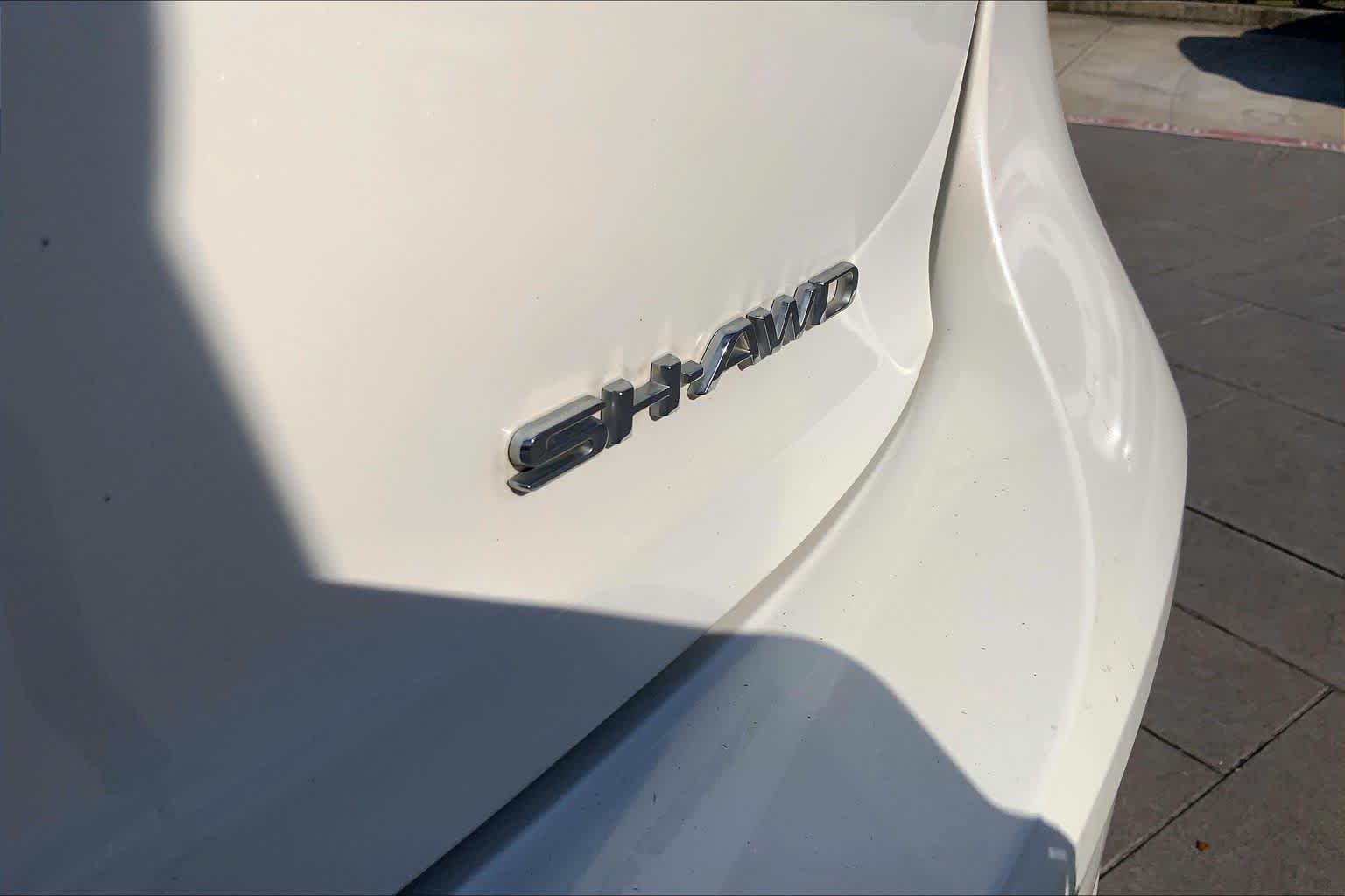 Used 2018 White Diamond Pearl Acura w/Technology Pkg image 10