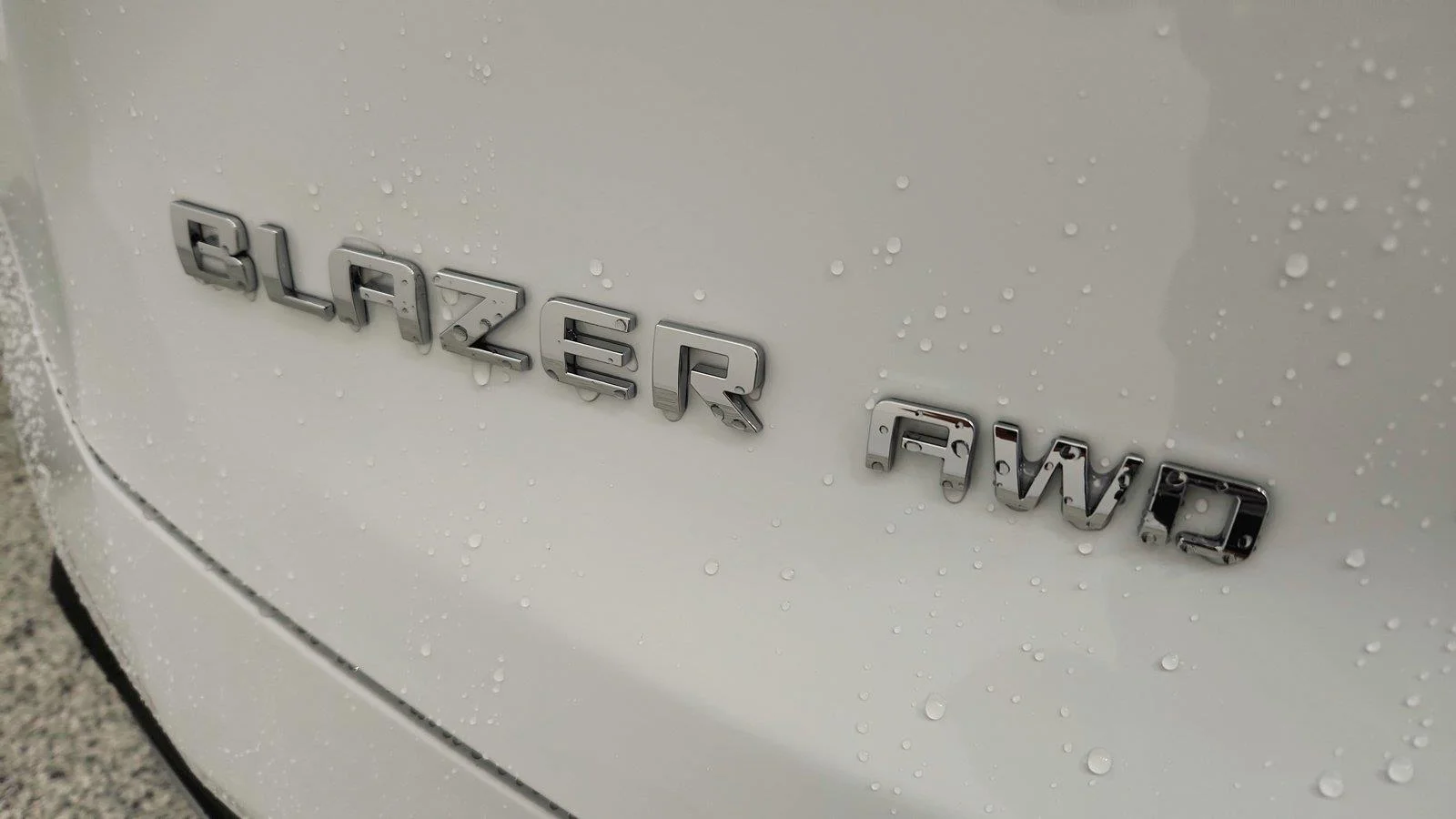 New 2026 Summit White Chevrolet 3LT image 34